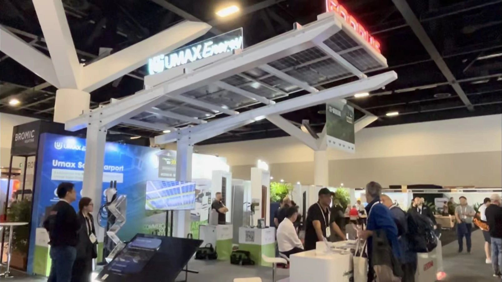 UMAX Energy solar carport display and visitors at Sydney Build Expo 2024