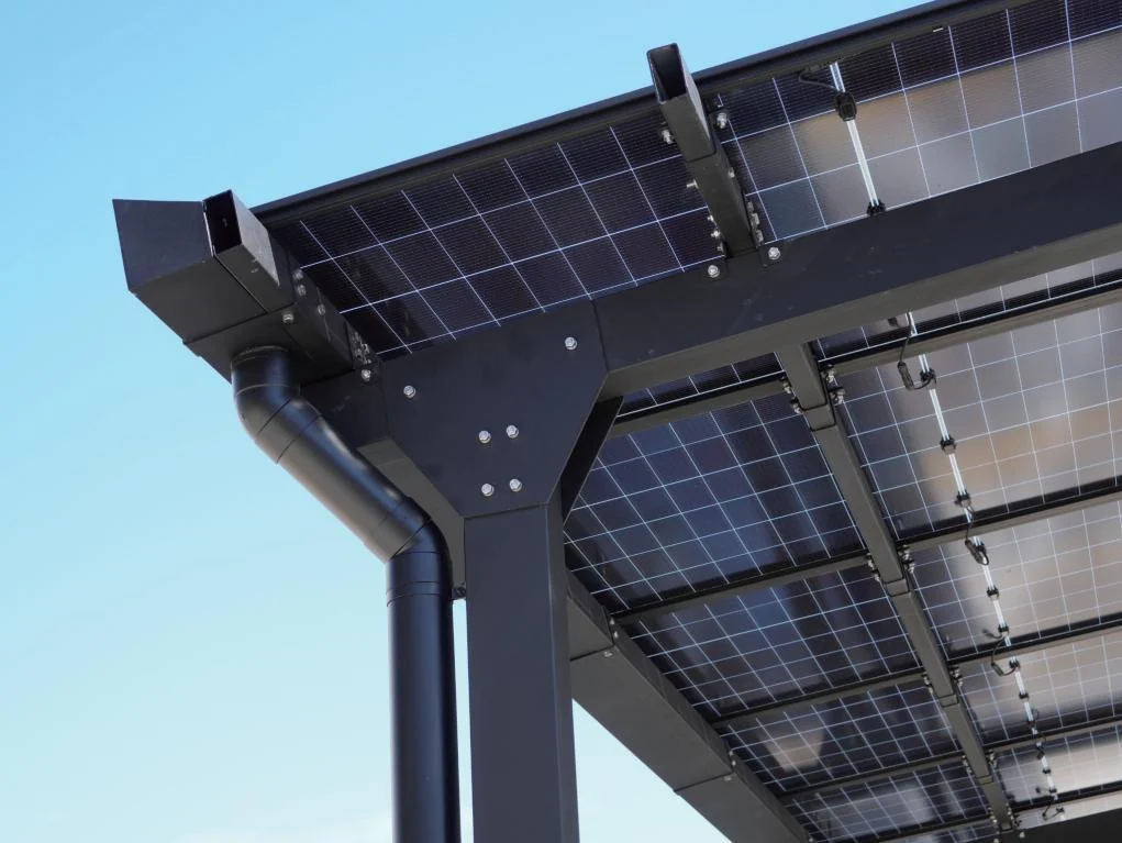Underside of the GoodWe Polaris solar roof and STRIX support frame